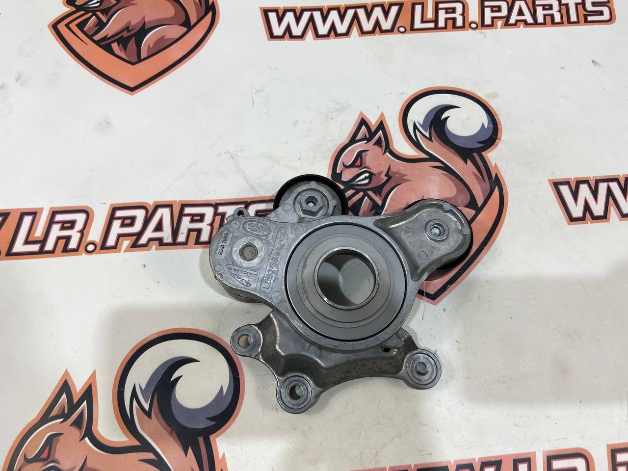LR135161 Belt tensioner Range Rover Evoque New L551 (2019-) used cost 25 € in stock 2 pcs.