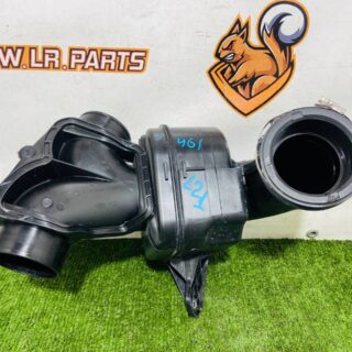LR157547 Air duct T-shaped connecting 3.0ie Range Rover Sport L461 (2023-) Used cost 200 € in stock 1 pcs.