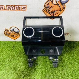 LR161891 Air conditioning control panel rear assembly Range Rover Sport L461 (2023-) Used cost € in stock 1 pcs.