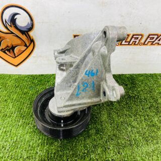 LR165029 Generator bracket + roller 3.0ie Range Rover Sport L461 (2023-) Used cost  € in stock 1 pcs.