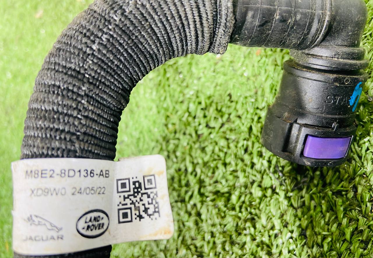 LR165079 Cooling System Hose for Range Rover Sport L461 (2023-) Used cost € in stock 2 pcs.