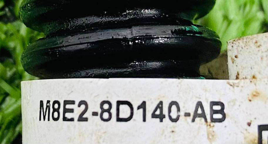 LR165080 Cooling hose Range Rover Sport L461 (2023-) Used cost 30 € in stock 1 pcs.