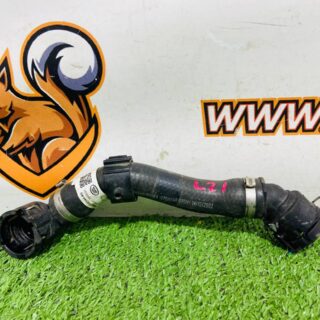 LR165082 Inlet cooling system pipe for Range Rover Sport L461 (2023-) used cost  € in stock 2 pcs.