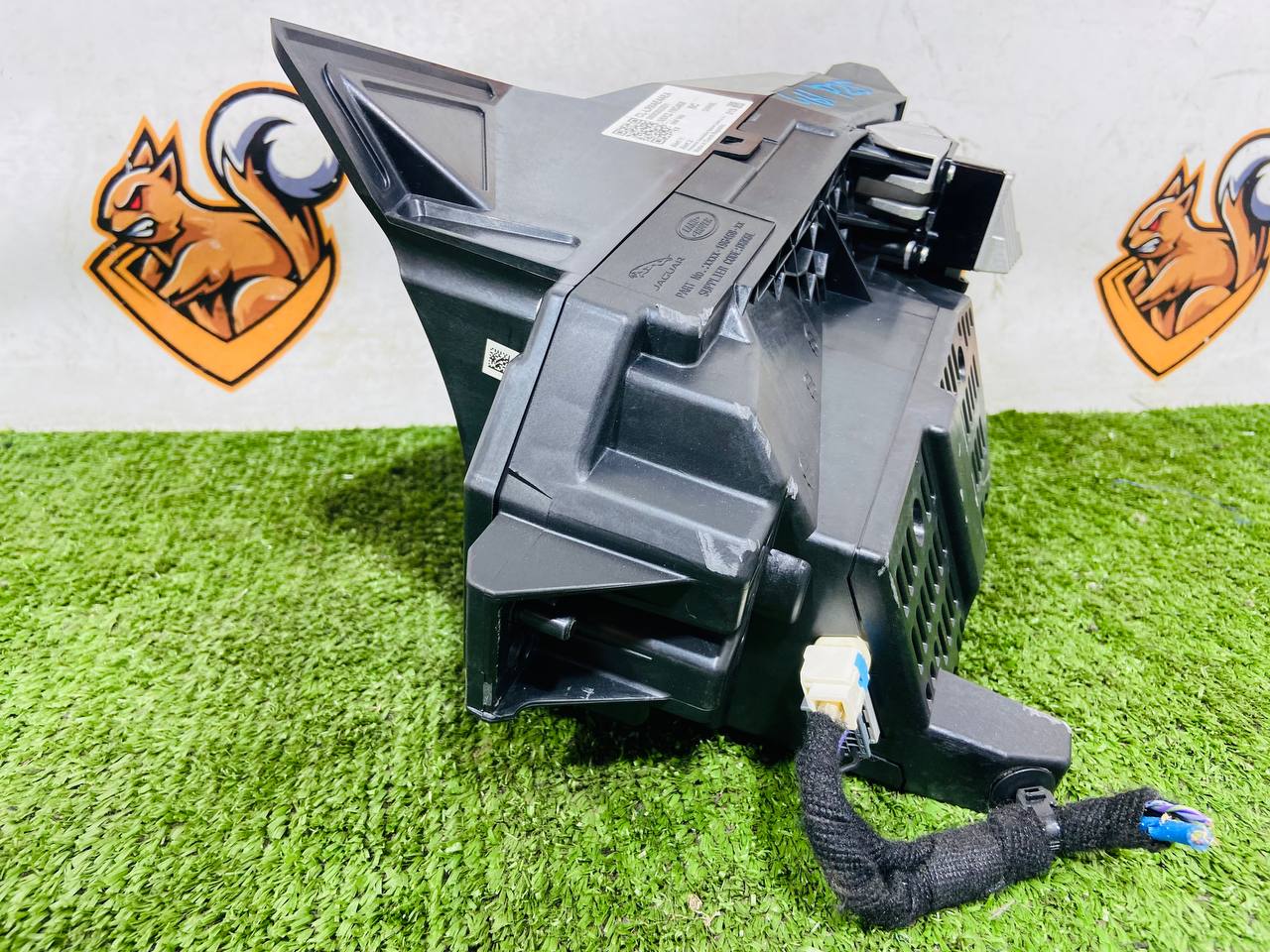 LR167158 Projection panel LHD Range Rover Sport L461 (2023-) Used cost € in stock 1 pcs.