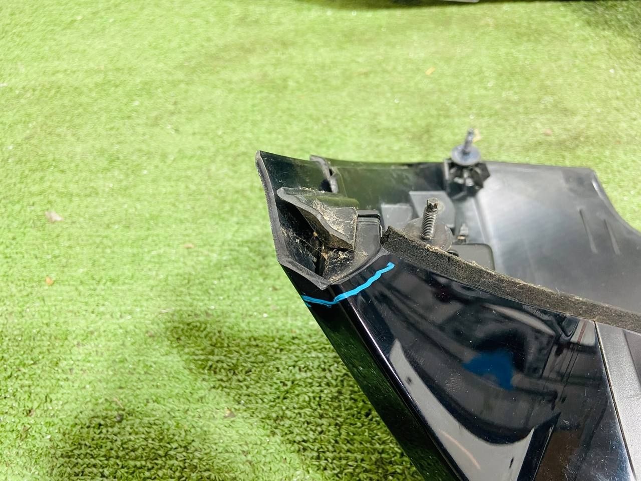LR173164 Spoiler Land Rover Discovery 5 L462 (2017-) Used - Image 29