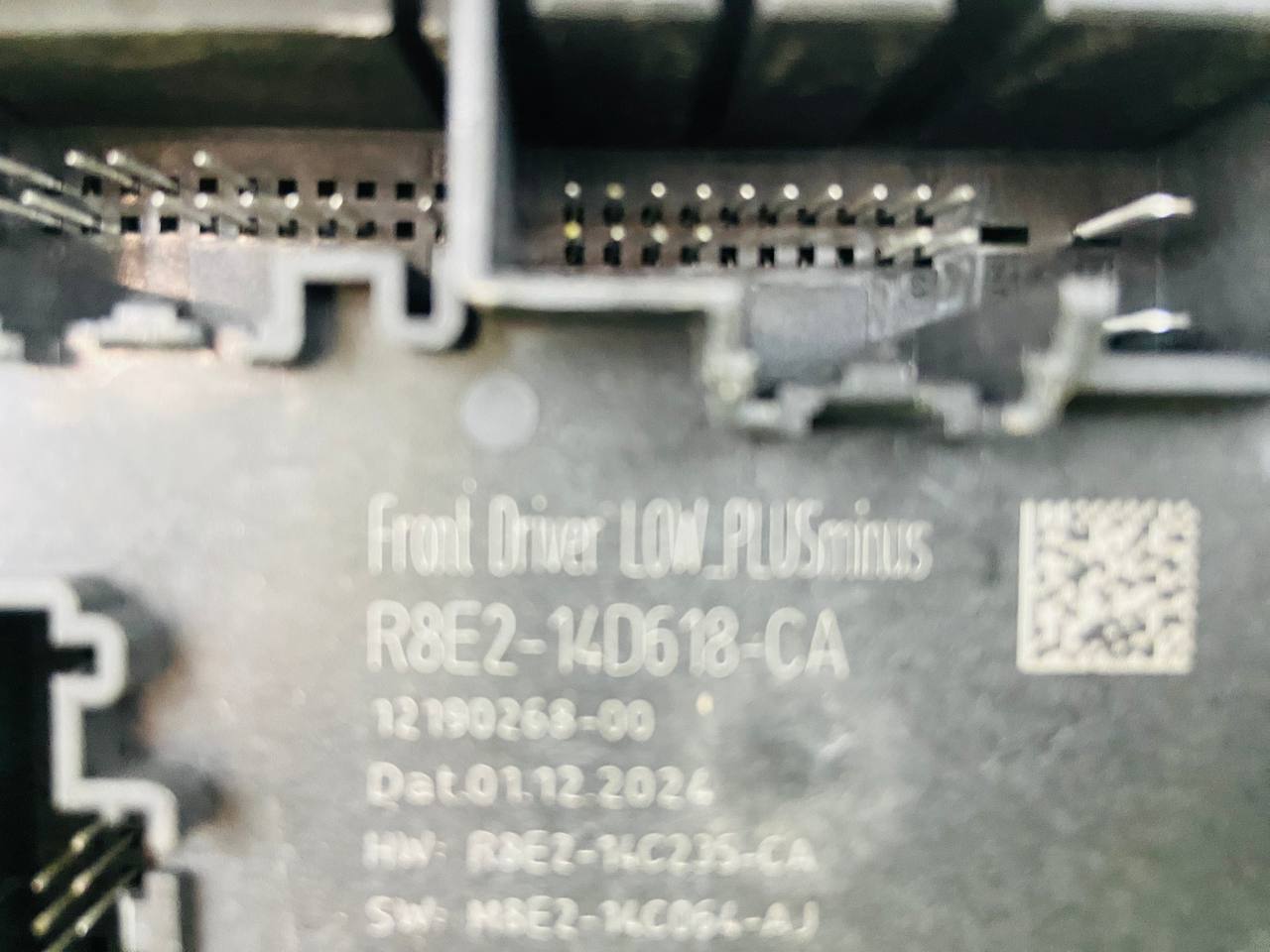 LR174684 Driver's door control unit Land Rover Discovery 5 L462 (2017-) Used cost € in stock 3 pcs.