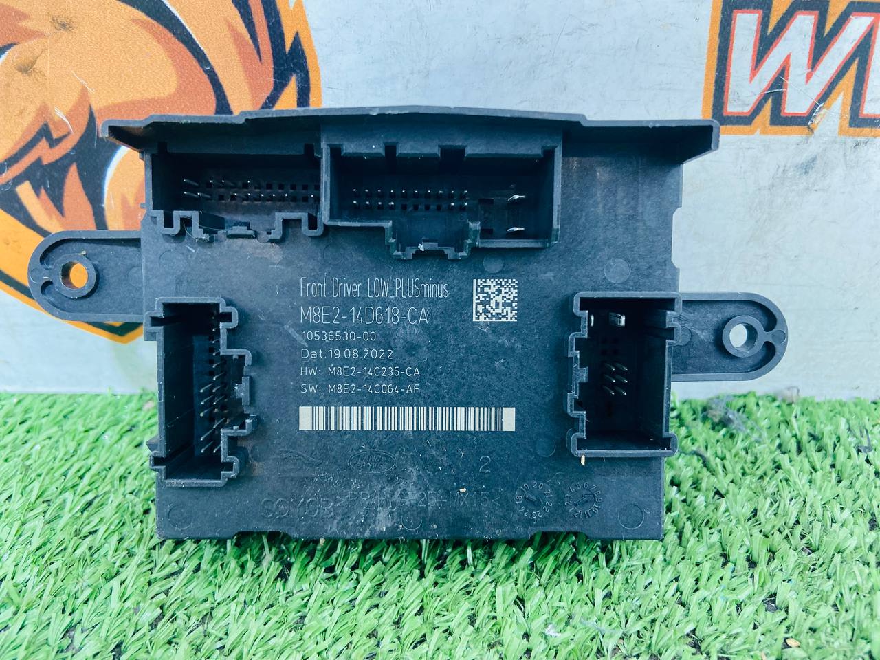 LR174684 Driver's door control unit Land Rover Discovery 5 L462 (2017-) Used cost € in stock 3 pcs.