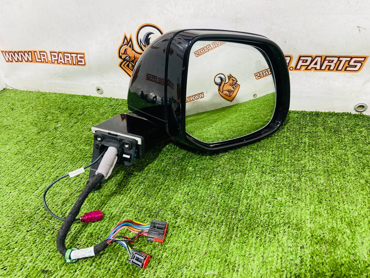 LR181951 Right exterior mirror assembly + blind spots + anti-glare + camera 21 pin Range Rover Sport L461 (2023-) Used cost € in stock 1 pcs.