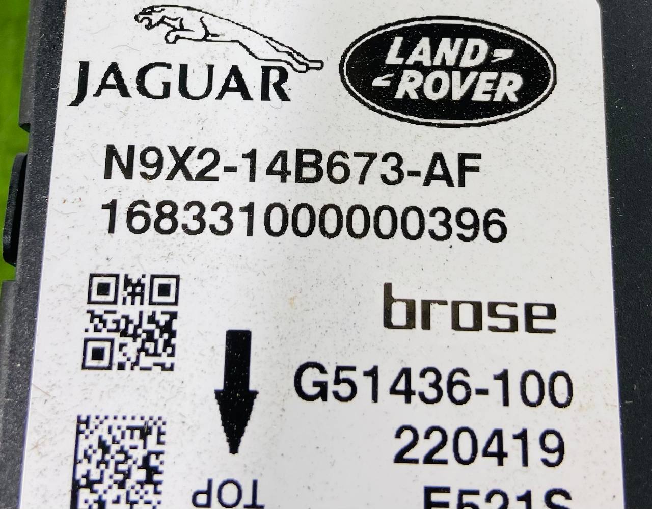LR186589 Trunk Lid Control Module for Range Rover Sport L461 (2023-) Used cost 170 € in stock 3 pcs.