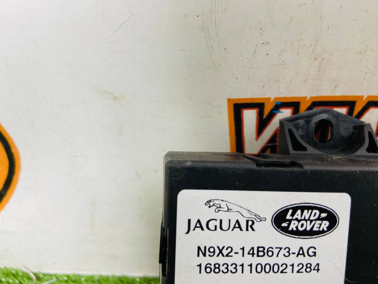 LR186589 Trunk Lid Control Module for Range Rover Sport L461 (2023-) Used cost 170 € in stock 3 pcs.
