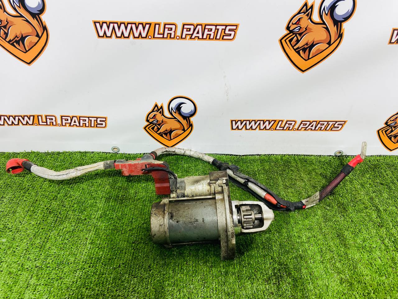 T2H3246 Starter 3.0 SC Jaguar F-Pace X761 (2017-) Used cost 200 € in stock 2 pcs.