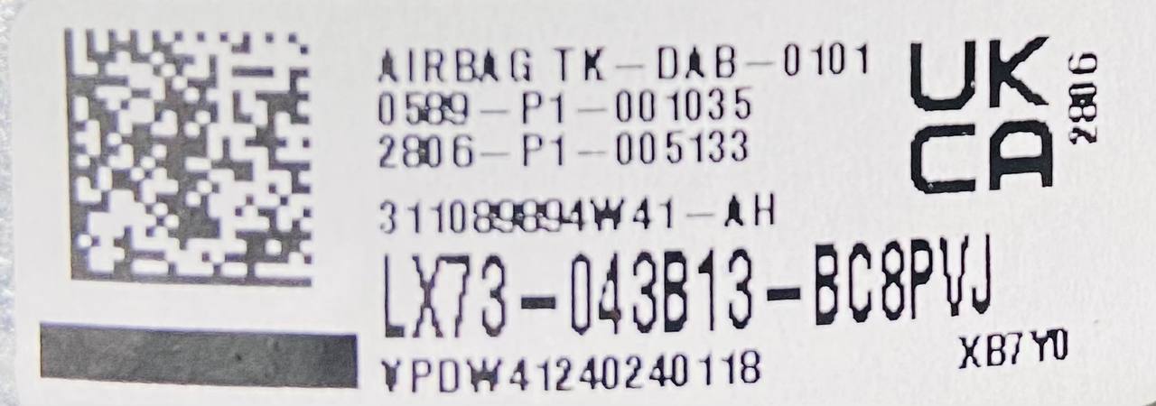 T2H38229LKP Airbag in the steering wheel for Jaguar F-Pace X761 (2017-) Used cost € in stock 1 pcs.