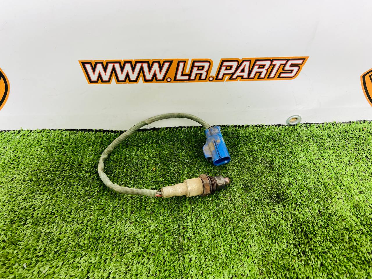 T2H48054 Lambda Sensor 2.0i Right Jaguar F-Pace X761 (2017-) Used cost 120 € in stock 2 pcs.