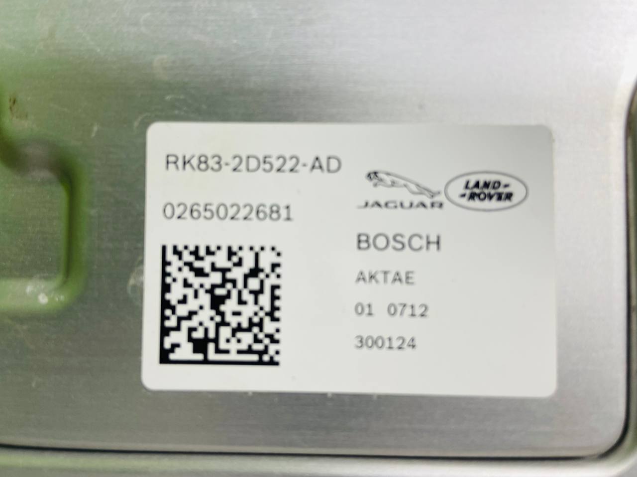 T2H48781 ABS Block with reservoir Jaguar F-Pace X761 (2017-) Used - Image 16