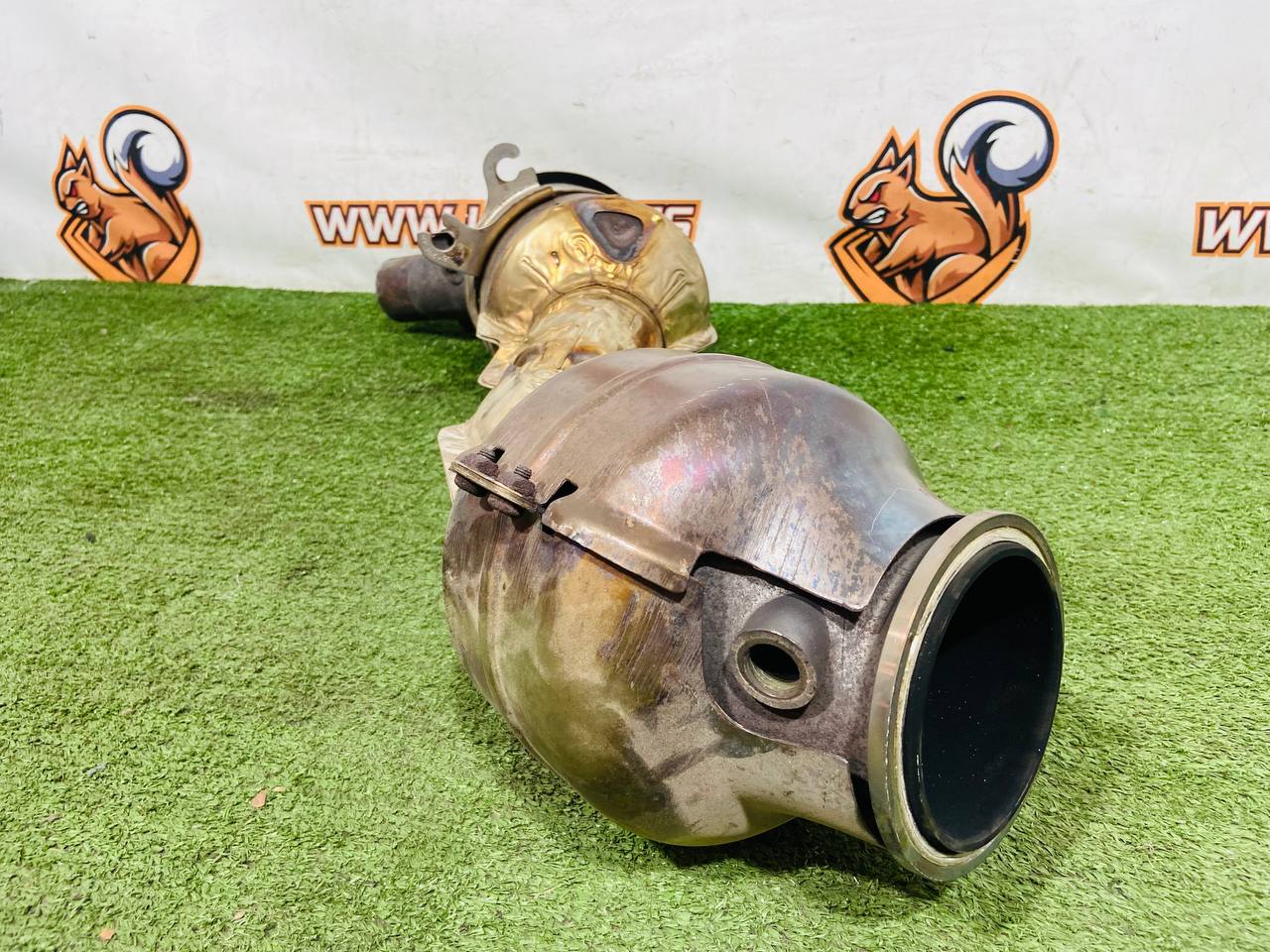 T2H57631 Catalytic Converter 2.0ie AJ20P6 Ingenium Jaguar F-Pace X761 (2017-) Used cost 1 100 € in stock 1 pcs.