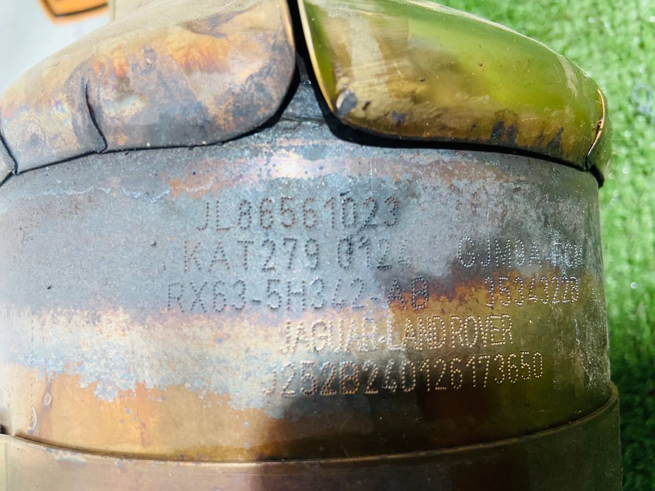 T2H57631 Catalytic Converter 2.0ie AJ20P6 Ingenium Jaguar F-Pace X761 (2017-) Used cost 1 100 € in stock 1 pcs.