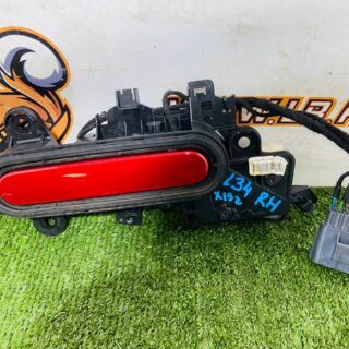 T2R1083CAH Right outer door handle Jaguar F-Type X152 (2014-) Used cost  € in stock 2 pcs.