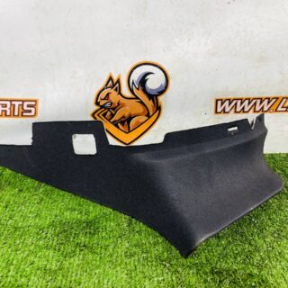 T2R16384PVJ Right upper rear pillar trim for Jaguar F-Type X152 (2014-) Used cost  € in stock 1 pcs.