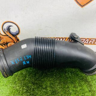 T2R7730 Right air intake duct Jaguar F-Type X152 (2014-) Used cost  € in stock 1 pcs.