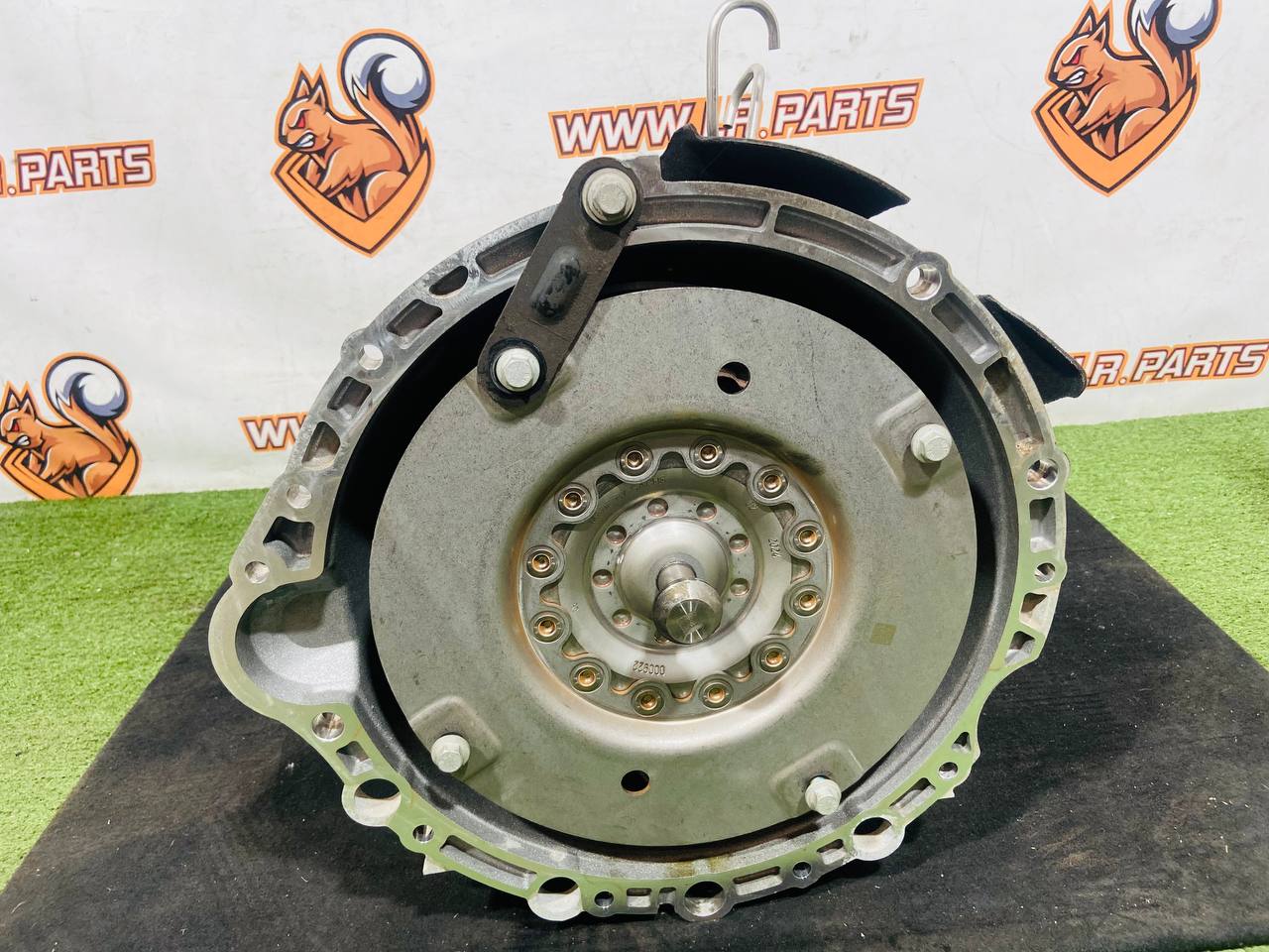 T4A11683 Automatic transmission 2.0 gasoline 8HP51 rest 2023-, mileage 017155 miles Jaguar F-Pace X761 (2017-) Used cost € in stock 1 pcs.