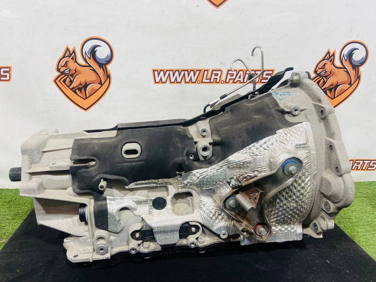 T4A11683 Automatic transmission 2.0 gasoline 8HP51 rest 2023-, mileage 017155 miles Jaguar F-Pace X761 (2017-) Used cost € in stock 1 pcs.