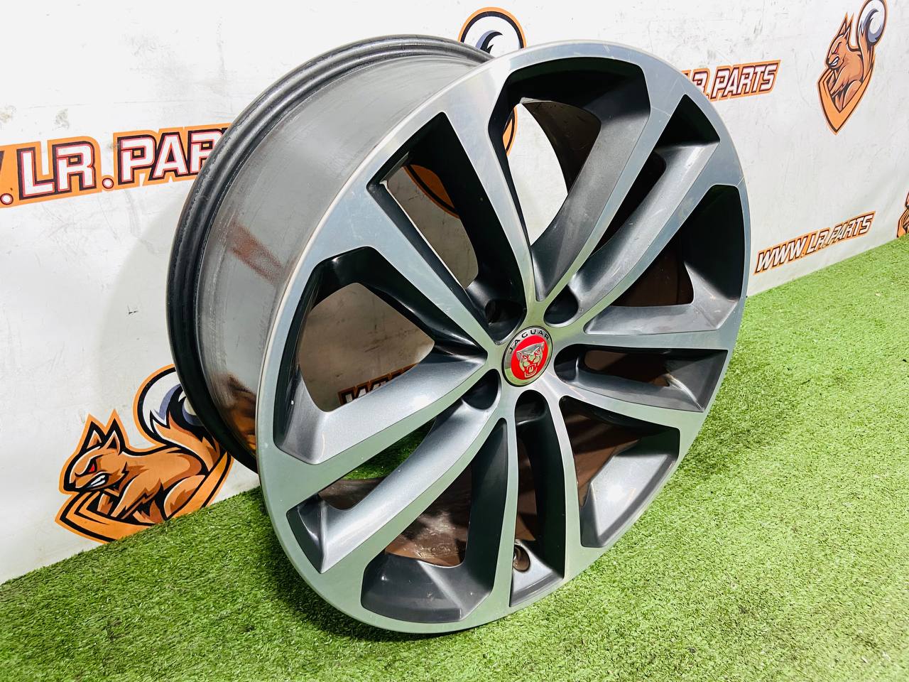 T4A12372 Wheel rim 8.5*19/5*108/45 CB 63.3 R19 Jaguar F-Pace X761 (2017-) Used - Image 24