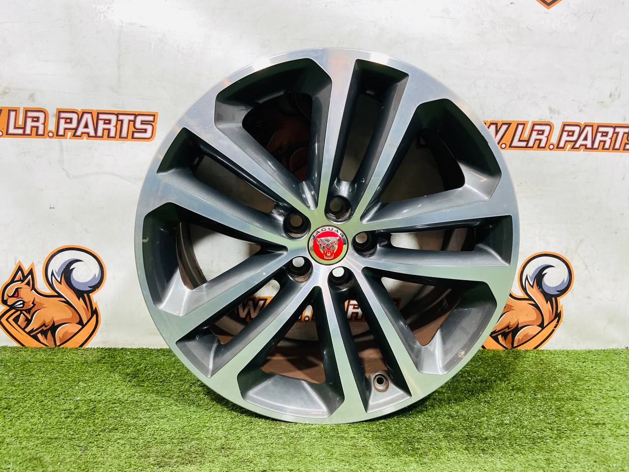T4A12372 Wheel rim 8.5*19/5*108/45 CB 63.3 R19 Jaguar F-Pace X761 (2017-) Used - Image 41