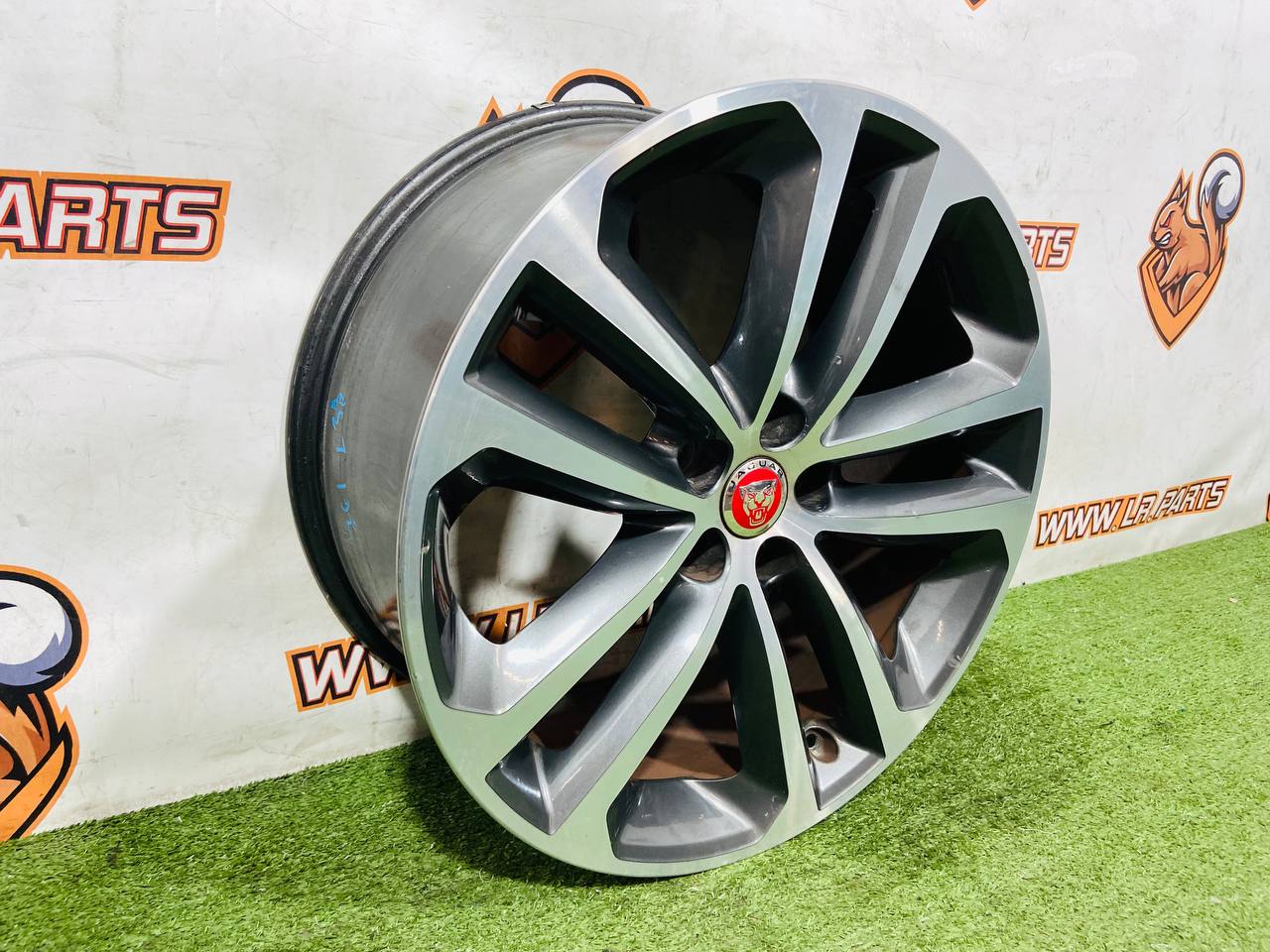 T4A12372 Wheel rim 8.5*19/5*108/45 CB 63.3 R19 Jaguar F-Pace X761 (2017-) Used - Image 44