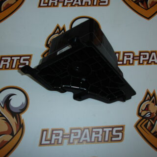 T4A16368 Front amplifier buffer right Jaguar F-pace cost 22 € in stock 1 pcs.