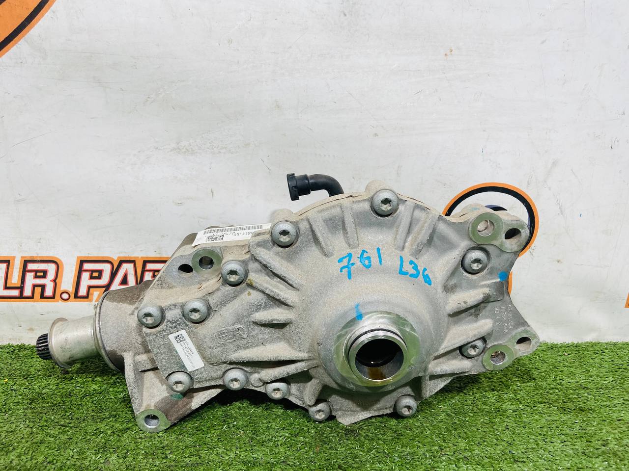 T4A18129 Front Reduction Gear 3.73 Jaguar F-Pace X761 (2017-) Used cost 600 € in stock 1 pcs.