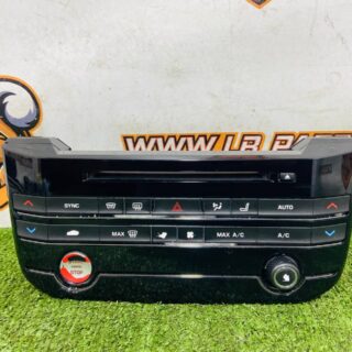T4A3332 Control panel for climate control Jaguar F-Pace X761 (2017-) Used cost  € in stock 1 pcs.