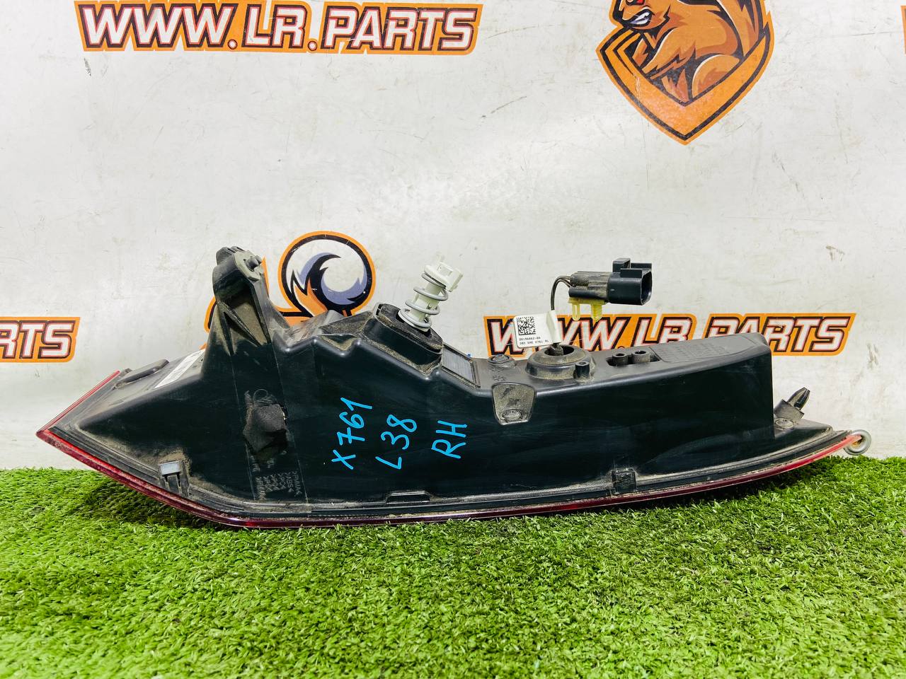 T4A37907 Right rear wing lantern USA Jaguar F-Pace X761 (2017-) Used cost 150 € in stock 1 pcs.