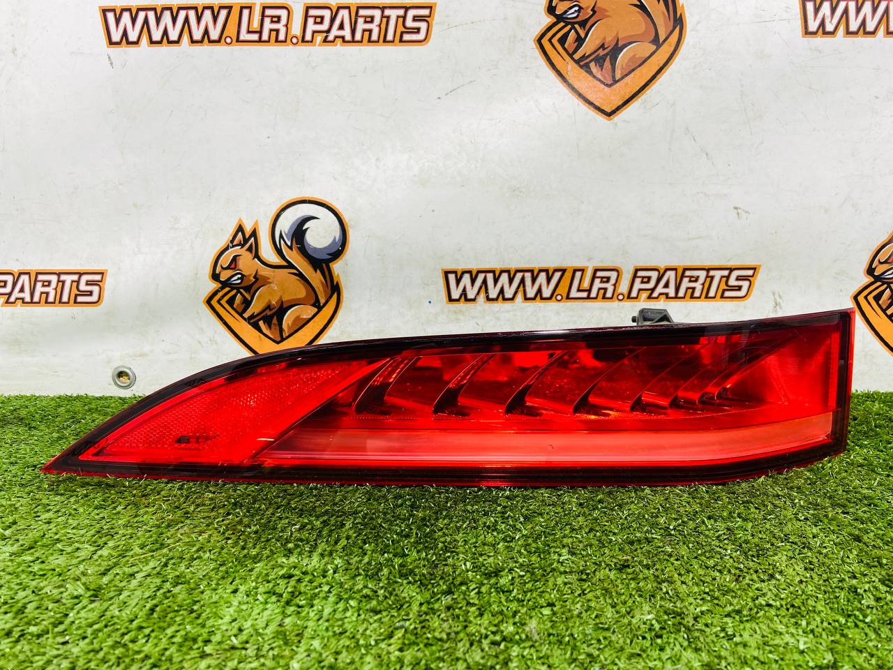 T4A37910 Left rear fender lamp for USA Jaguar F-Pace X761 (2017-) Used cost 115 € in stock 1 pcs.