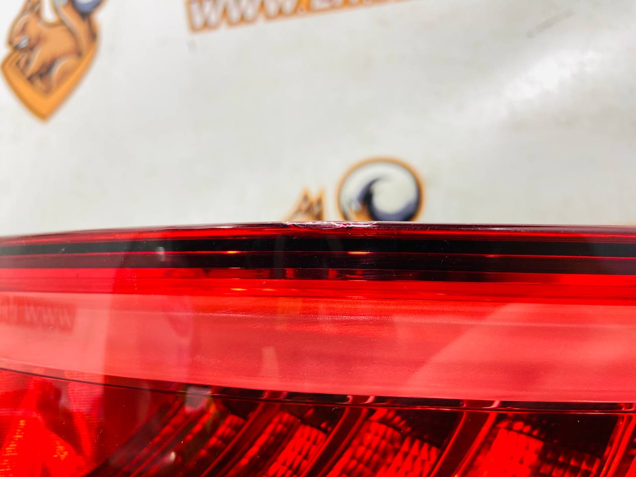 T4A37910 Left rear fender lamp for USA Jaguar F-Pace X761 (2017-) Used cost 115 € in stock 1 pcs.