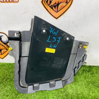 T4A38014 Cooling channel for left brake caliper Jaguar F-Pace X761 (2017-) Used cost  € in stock 1 pcs.
