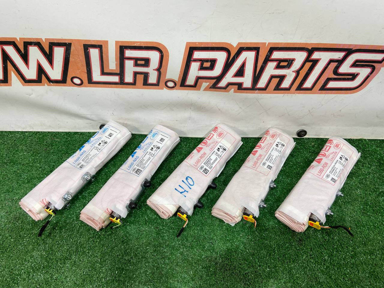 T4A38733 Left Seat Airbag for Jaguar I-Pace X590 (2018-) Used cost 150 € in stock 16 pcs.