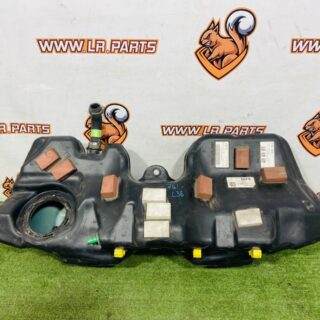 T4A4234 Plastic fuel tank 3.0b without pump Jaguar F-Pace X761 (2017-) Used cost  € in stock 1 pcs.