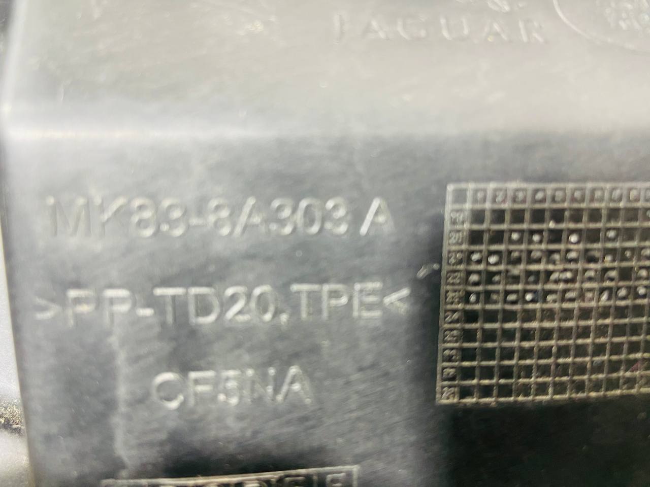 T4A44053 Upper Deflector Jaguar F-Pace X761 (2017-) Used cost 155 € in stock 3 pcs.