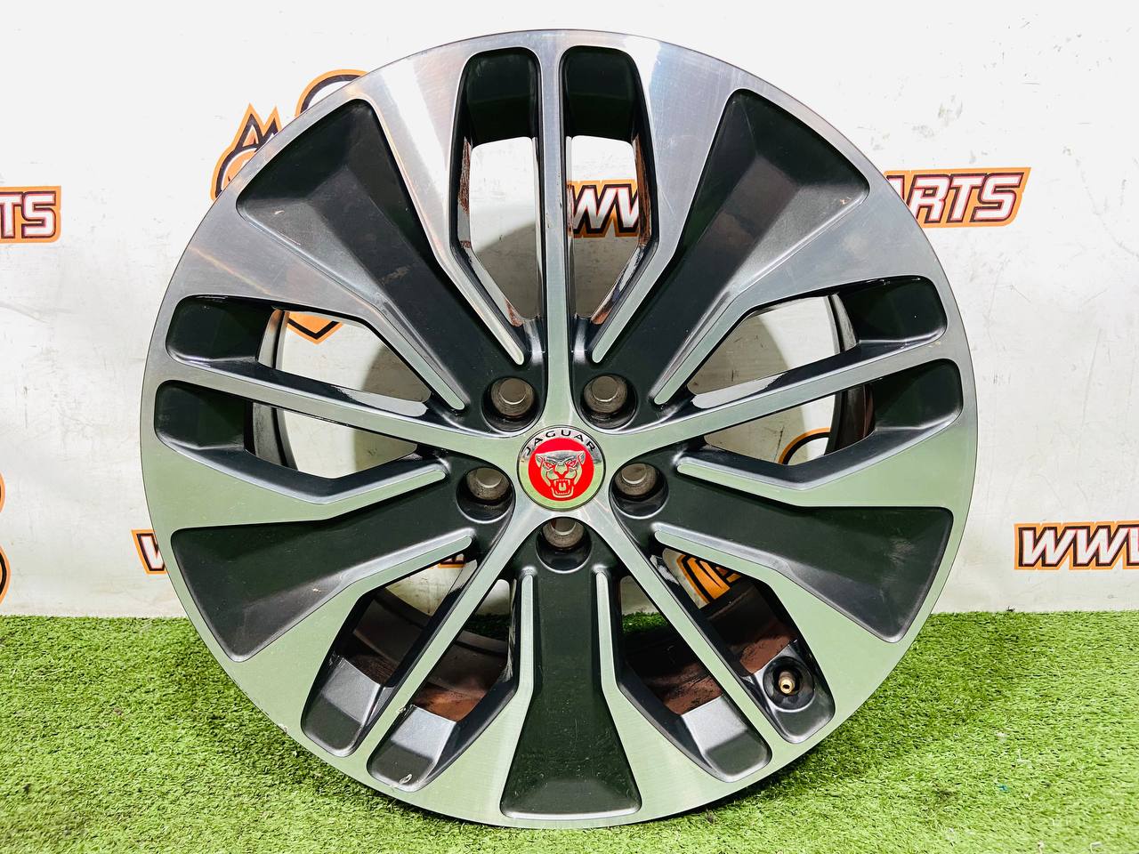 T4K11670 Wheel disc 7.5*19/5*108/45 Jaguar I-Pace X590 (2018-) Used - Image 16