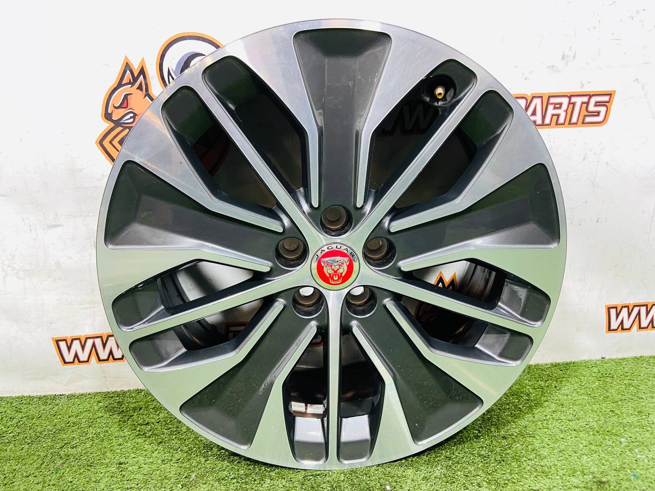 T4K11670 Wheel disc 7.5*19/5*108/45 Jaguar I-Pace X590 (2018-) Used - Image 32