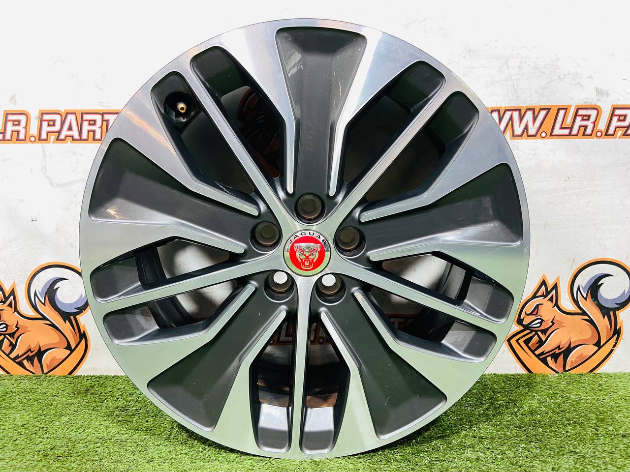 T4K11670 Wheel disc 7.5*19/5*108/45 Jaguar I-Pace X590 (2018-) Used - Image 40