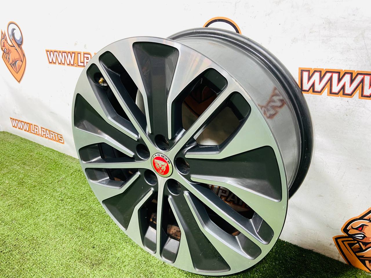 T4K11670 Wheel disc 7.5*19/5*108/45 Jaguar I-Pace X590 (2018-) Used - Image 41