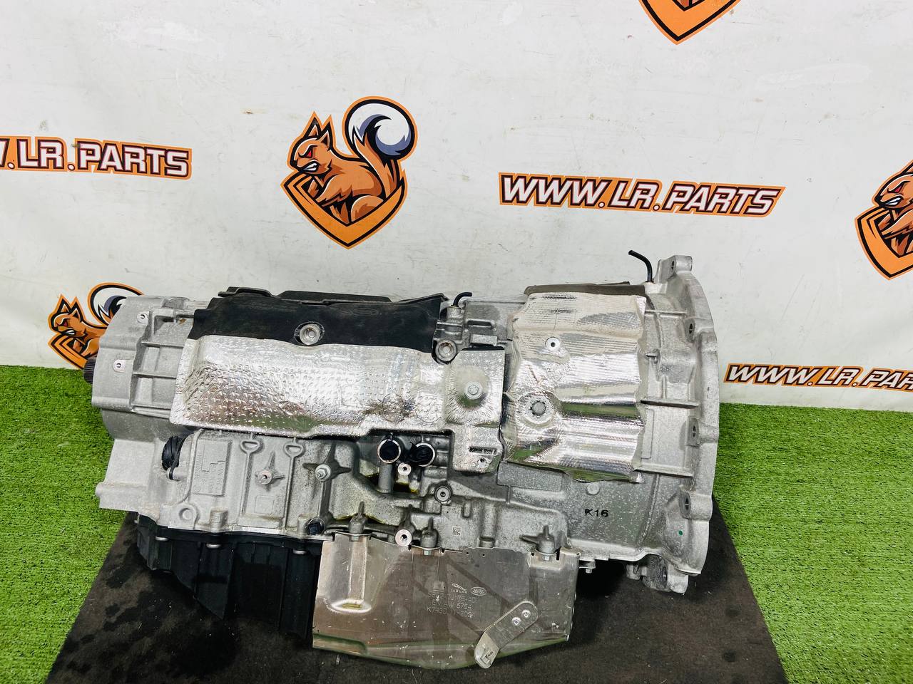 328123470 AT (Automatic Transmission) 3.0TD AJ20D6 Ingenium ZF 8HP80 rest 2025- Range Rover Sport L461 (2023-) second-hand cost € in stock 3 pcs.