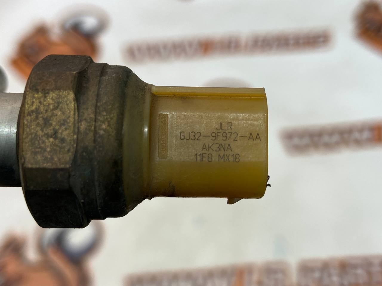 C2D50886 Fuel Pressure Sensor for Jaguar F-Pace X761 (2017-) Used cost 65 € in stock 1 pcs.