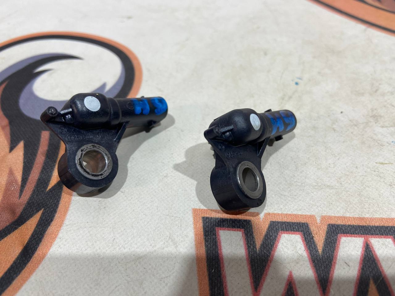 J9C5438 Jaguar F-Pace X761 (2017-) used airbag sensor cost 50 € in stock 7 pcs.