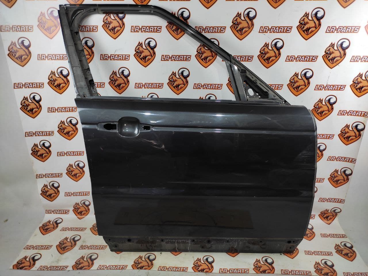 LR044226 Front Right Door Range Rover Sport L494 (2014-2022) Used - Image 52
