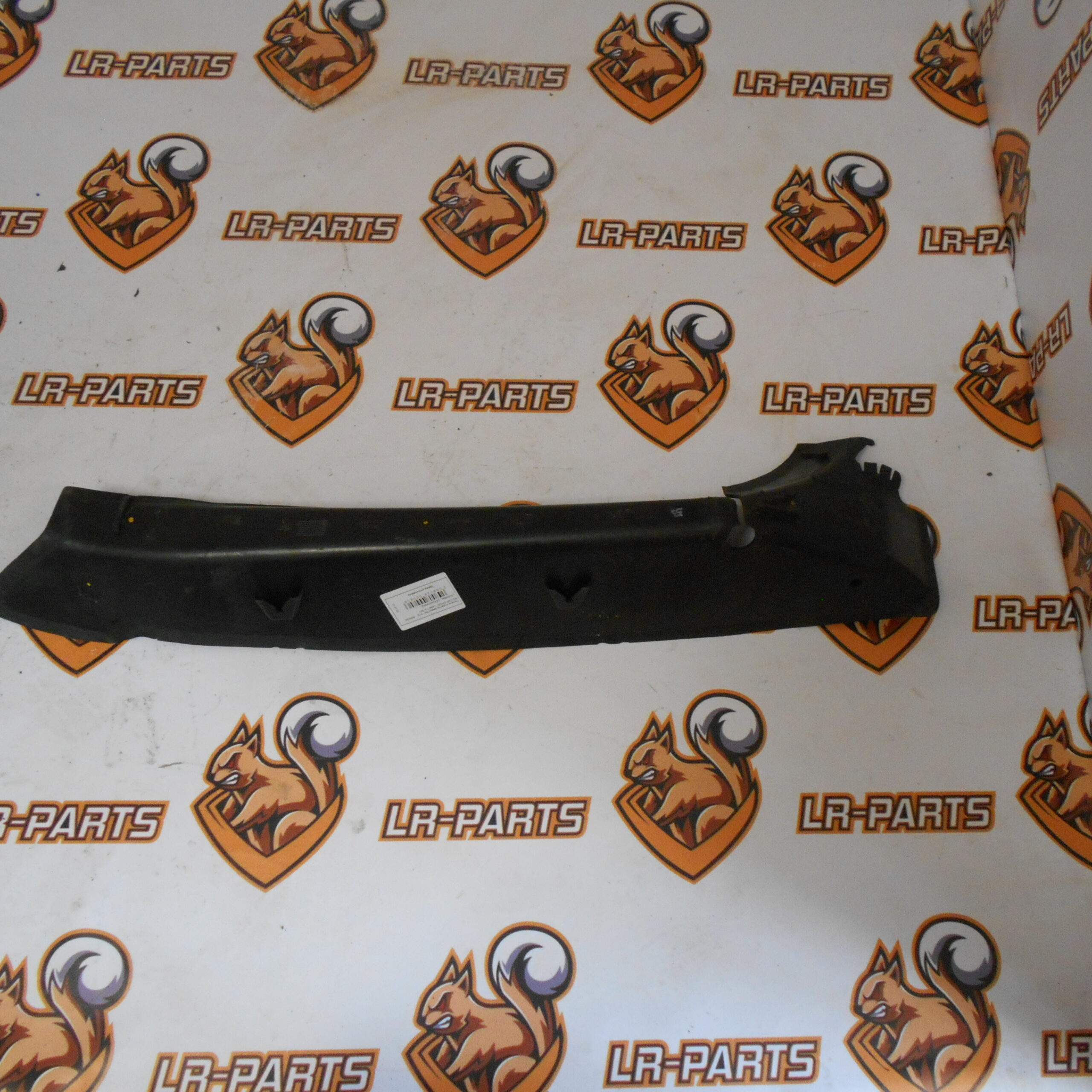 LR055894 Left luggage door trim panel for Range Rover Sport L494 (2014-2022) Used cost 15 € in stock 6 pcs.