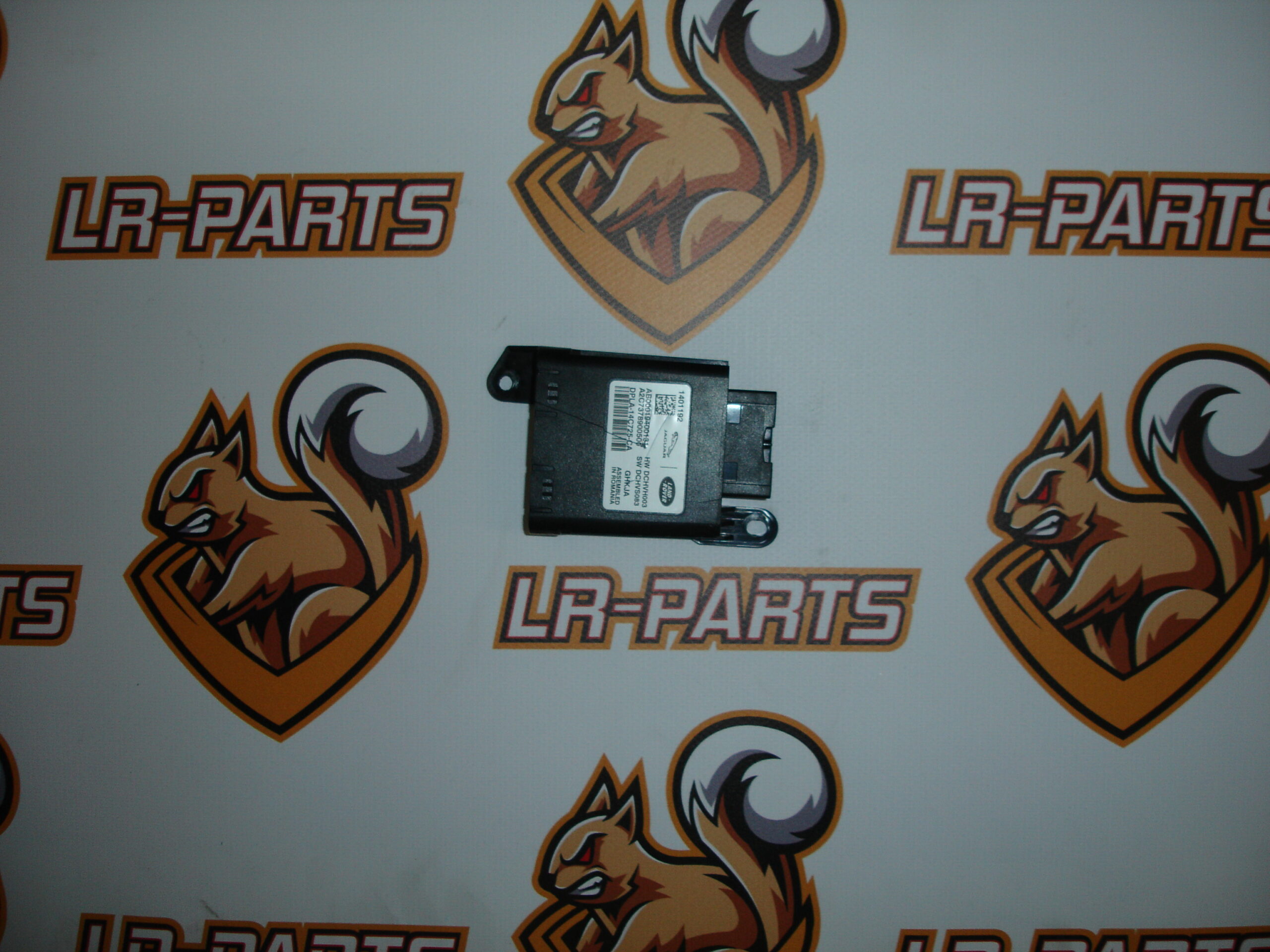 LR070364 Range Rover Sport L494 (2014-2022) used seat ventilation control unit. - Image 39