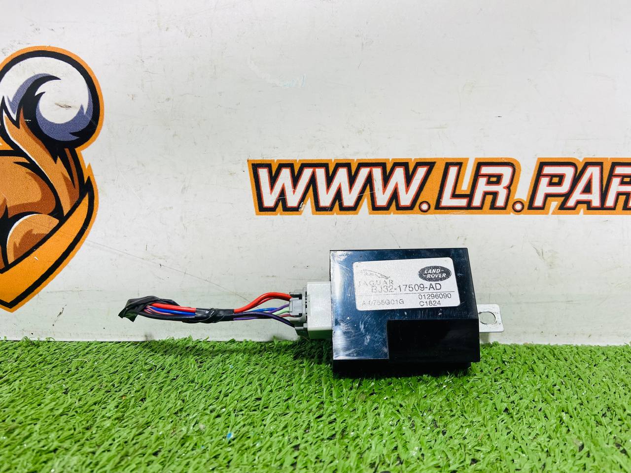LR079063 Electronic block LAND ROVER DISCOVERY SPORT L550 2015- Used cost 25 € in stock 7 pcs.