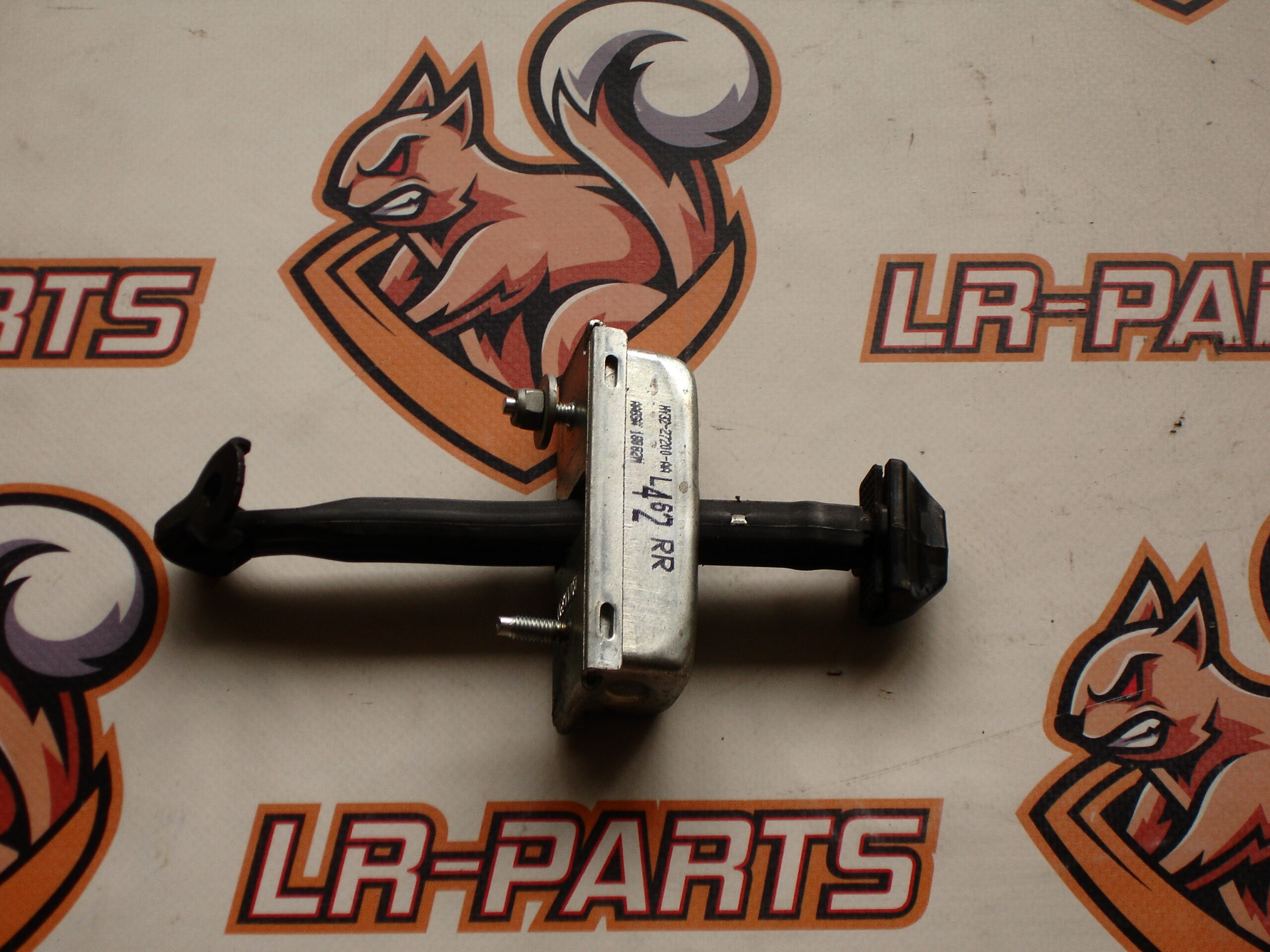 LR080291 Rear door limiter for Land Rover Discovery 5 L462 (2017-) Used - Image 30